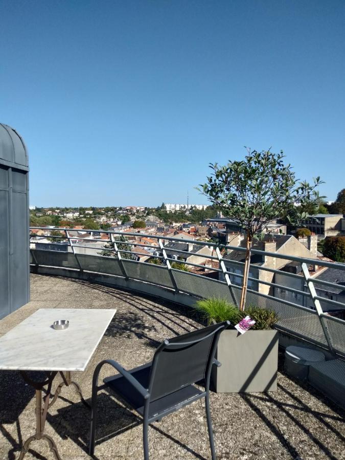 Le Carmelite Apartment Poitiers Ngoại thất bức ảnh